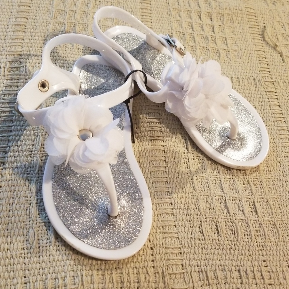 White fabric flower sandals